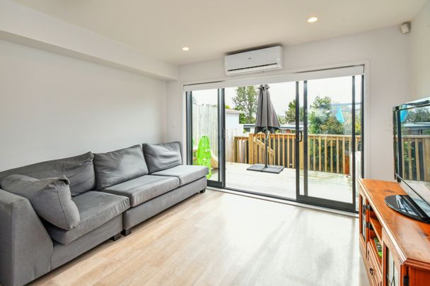 Low Maintenance 2 Bedroom Family Home - Photo 1