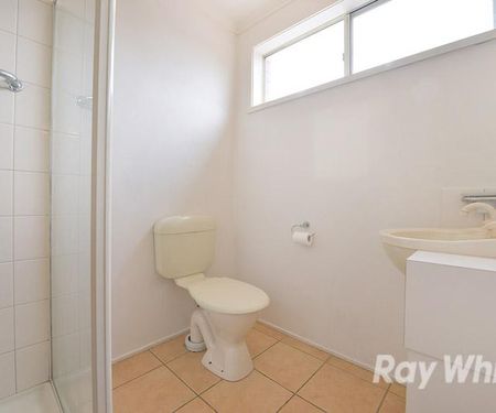 Large Family Home - Photo 5