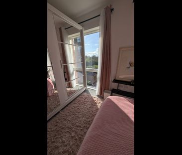 Room in a Shared House, May House, NW9 - Photo 1