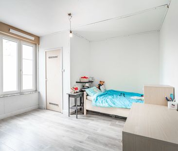 Instapklare woning met zonnepanelen en uitweg via achterliggende ru... - Photo 4