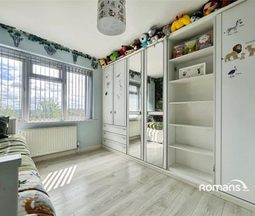 property to rent - Photo 6