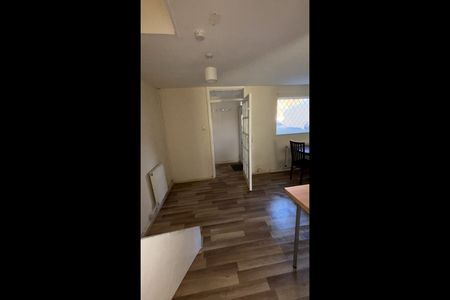 3 Bed Terraced House, Arundel Road, CV3 - Photo 5