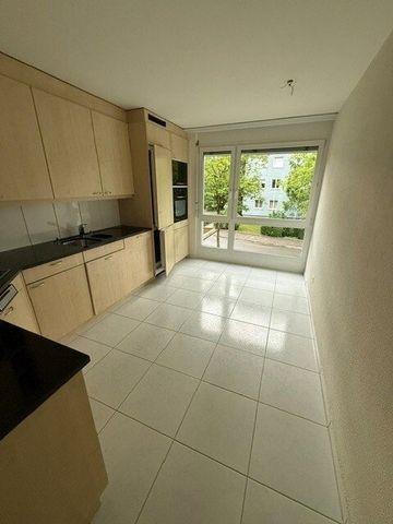 4.5 Zimmer, 111 m², 1. Stock - Photo 2