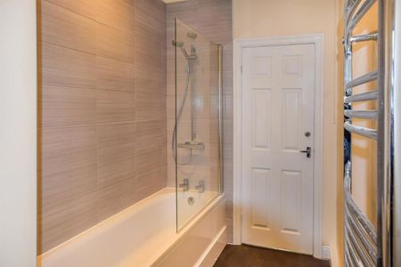Room 4 219 Cutler Heights Lane, Bradford - Photo 3