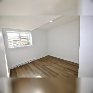 2 Bed 1 Bath Suite Ottewell Home For Rent Edmonton - Photo 1