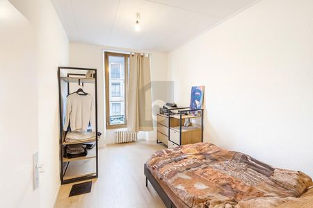 CHARME ET CONFORT AU CENTRE-VILLE - Photo 2