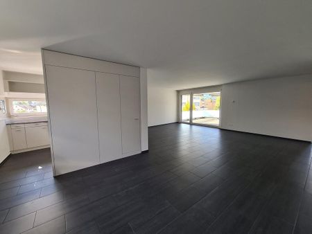 Grosszügige Wohnung mit Bergpanorama! - Foto 2