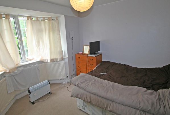 5 bedroom semi-detached house to rent - Photo 1