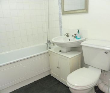 1 bedroom apartment to rent - Photo 6
