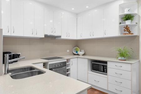 2/95 Strickland Terrace, Graceville QLD 4075 - Townhouse For Rent - $750 | Domain - Photo 3