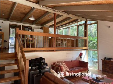 3 Bedroom home with Office/ 4th Bedroom in Quiet Location! - Photo 2