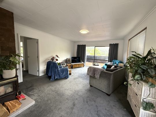 89 Waikawa RdPicton - Photo 1