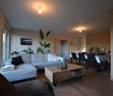 Appartement te huur - foto 1