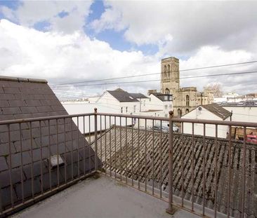 Gurney House, Trinity Lane, Cheltenham, Gloucestershire, GL52 - Photo 4