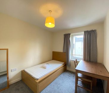 2 bedroom flat to rent - Photo 6