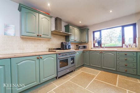 Oulder Hill, Rochdale - Photo 5