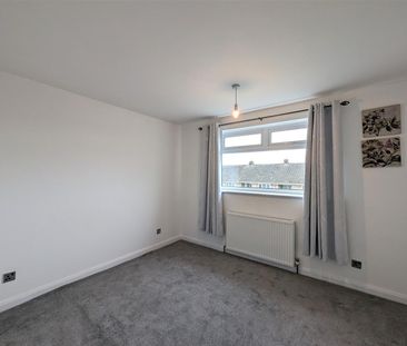 Wreyfield Drive, Scarborough - Photo 5