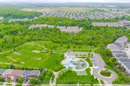 Condo Townhouse For Lease | W9246201 - Photo 5