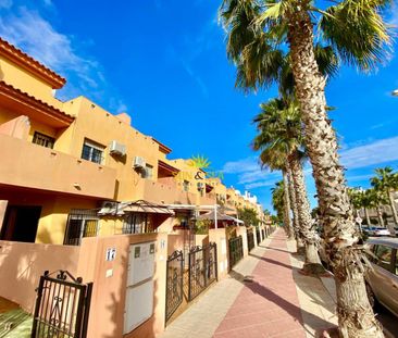 Long term rental, 3 bedroom townhouse in Aguamarina, Orihuela Costa. - Photo 2