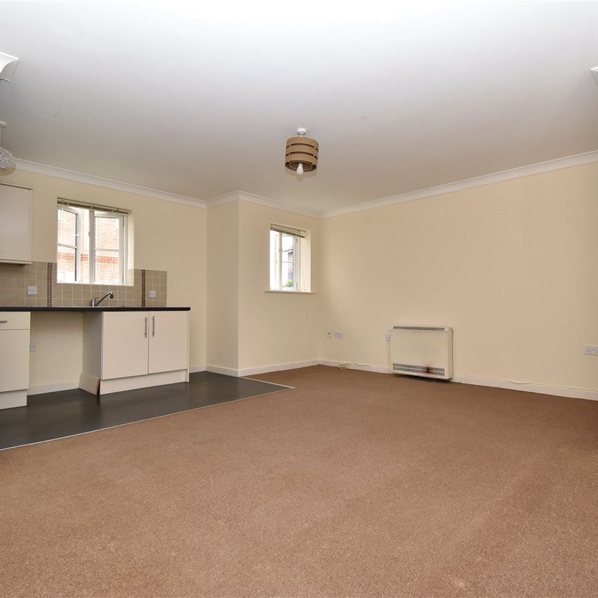 Colchester Road, Wivenhoe, Colchester, Essex, CO7 9HS - Photo 1