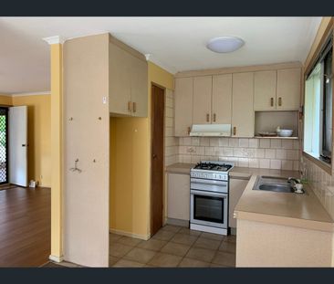 24 Chapel Road, Keysborough, Vic 3173 - Photo 4