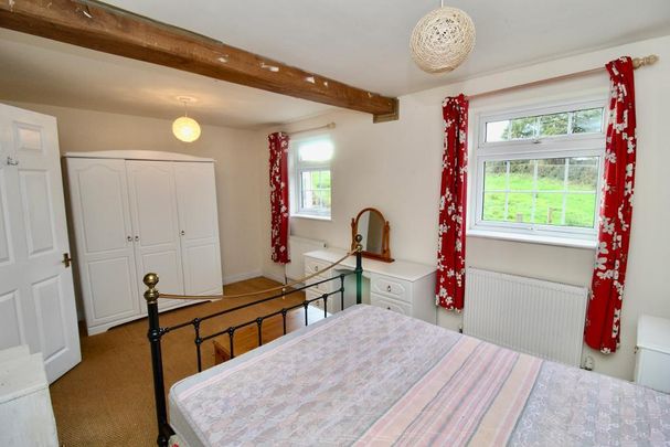 2 Bedroom Detached Bungalow To Rent - Photo 1