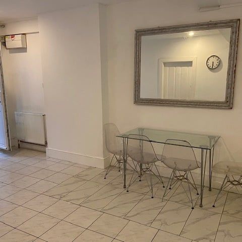 2 Bed Flat, Daventry Street, NW1 - Photo 1