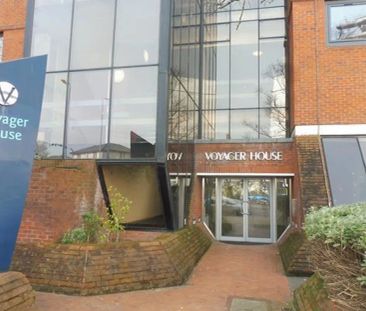 High Street North - Photo 6