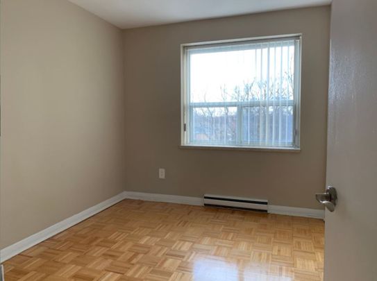 365 Eglinton Avenue East - Photo 1