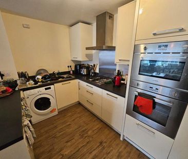 2 bedroom apartment to rent - Photo 6