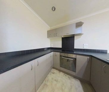 2 Bedrooms in Enderley - Photo 4