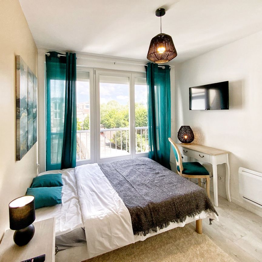 MARIE DUBOCCAGE Roommate 4 Bedrooms at Rouen - Photo 2