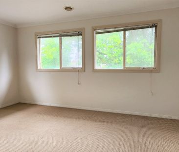 Three-Bedroom Townhouse in Box Hill High School Zone - Photo 1