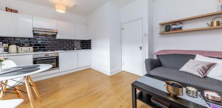 Contemporary one bedroom flat - walking distance to Regents Park & Camden Tube - Photo 4