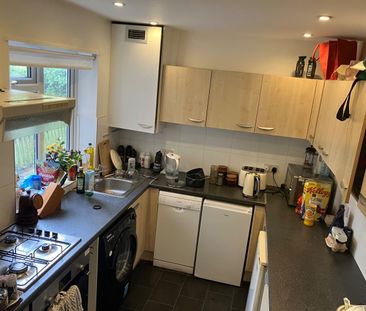 3 Bed Terraced House, Westbere Road, NW2 - Photo 5