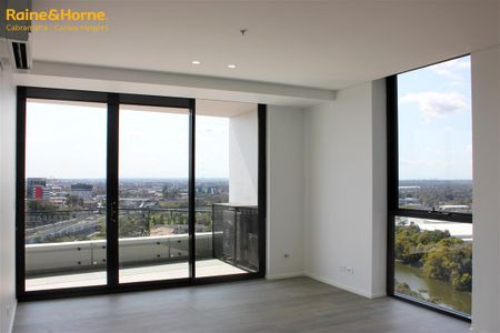 LUXURIOUS 2 BEDROOM APARTMENT + STUDY WITH AMAZING VIEWS - Photo 3