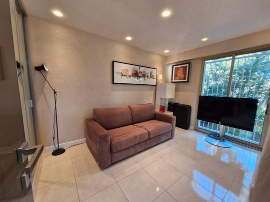 Location Appartement 4 pièces 113m² NICE 06000 - Photo 1