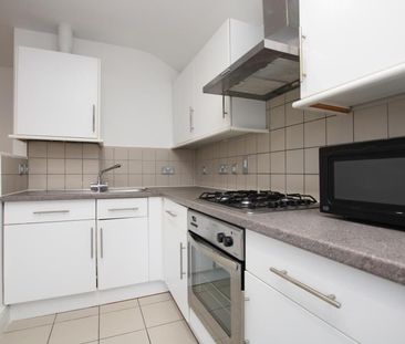 1 bedroom flat to rent - Photo 3