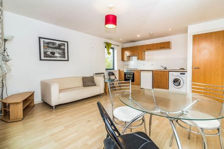 1 bedroom apartment to rent - Photo 2