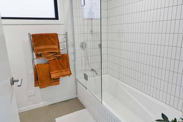 Petone Townhouse - Photo 1