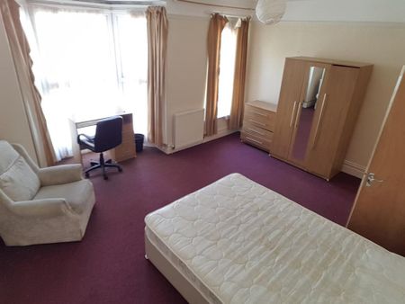 6 bedroom house to rent - Photo 5