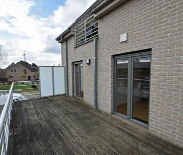 Gezellig en ruim appartement met gunstige ligging! - Photo 3