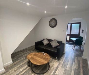 Heron Drive Lenton, Nottingham - Photo 2