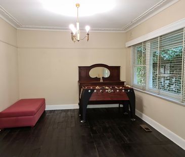 Opportunity to live on desirable Beach Road - 6 or 12 month lease o... - Photo 2