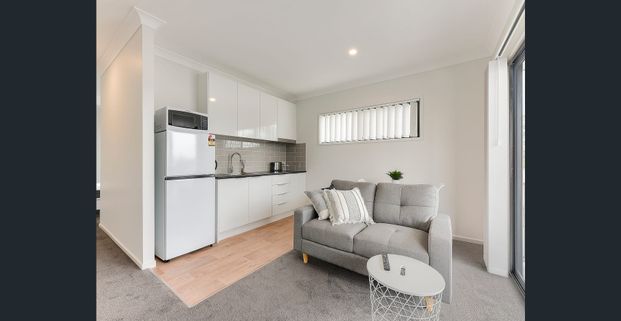 MODERN FURNISHED STUDIO WITH BILLS INCLUDED! - Photo 1