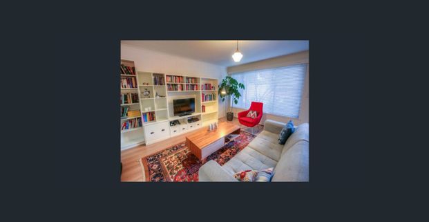 LOW MAINTENANCE - Photo 1