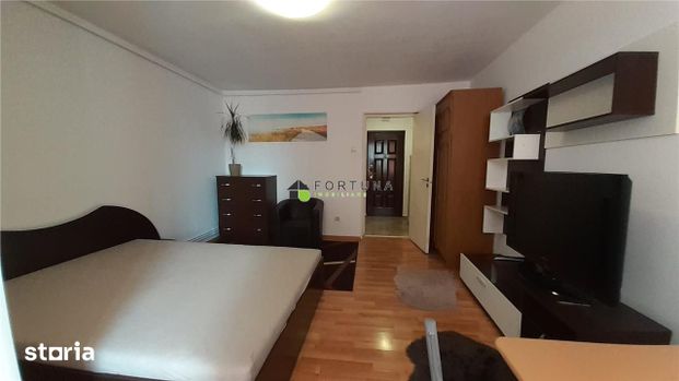 Garsoniera mobilata si utilata zona Calea Bucuresti - Fotografie 1