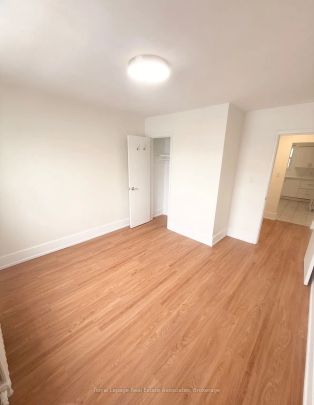 237 Lakeshore Road E #3 - Photo 1