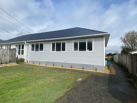 Naenae 3 Bedrooms - Photo 2