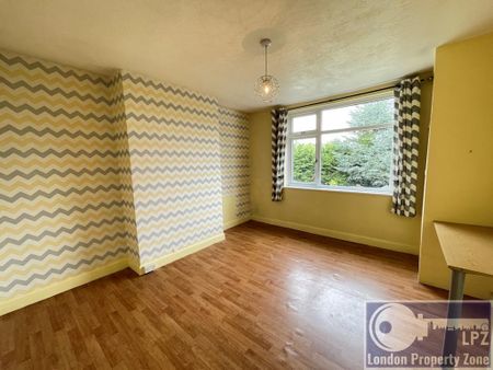 3 bedroom terraced house to rent - Photo 2